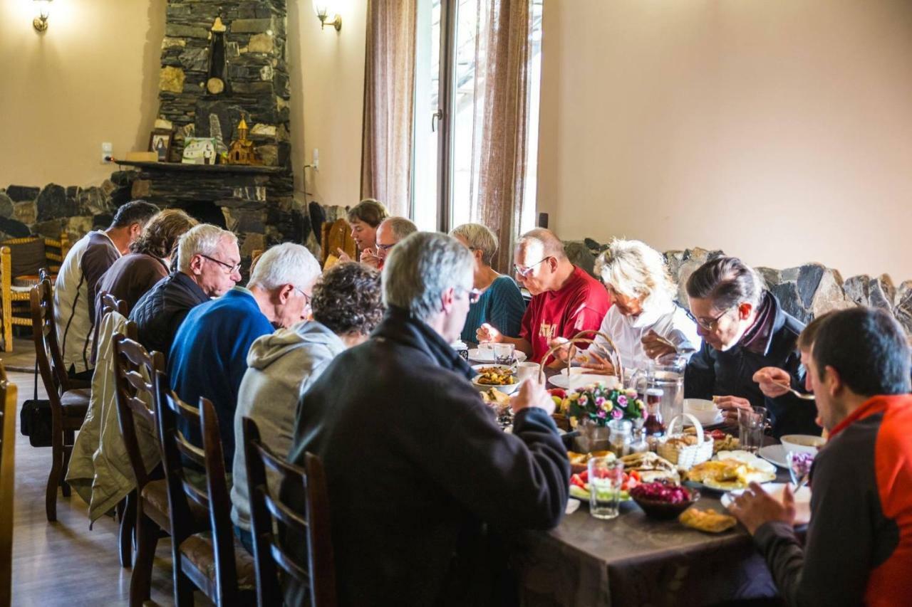 Villa Lileo Ushguli Eksteriør bilde